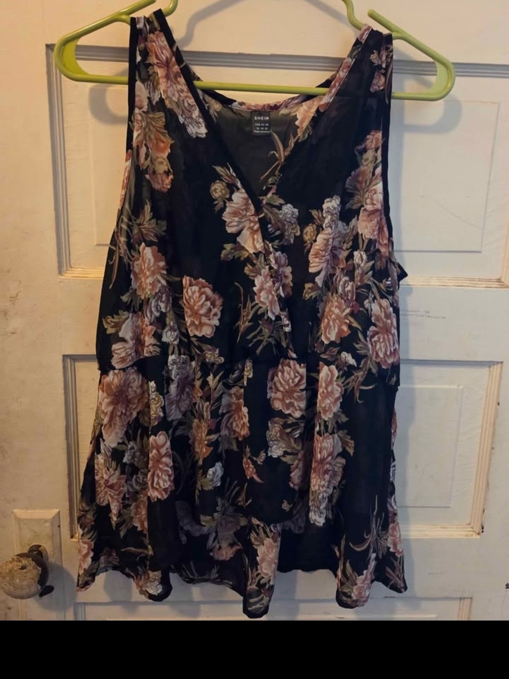 SHEIN Black Floral V-Neck Sleeveless Top with Dusty Rose Accents